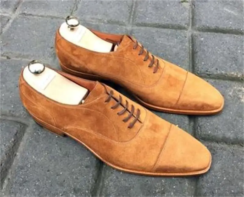 

2021 New Men Fashion Trend Classic All-match Dress Shoes Handmade Tan Suede Three-stage Retro Lace-up Daily Oxford Shoes 6KF647