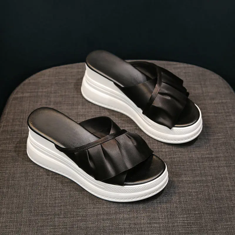 

Slippers with slope-heel women's new 2021 summer fashion thick-soled platform shoes high-heeled slippers