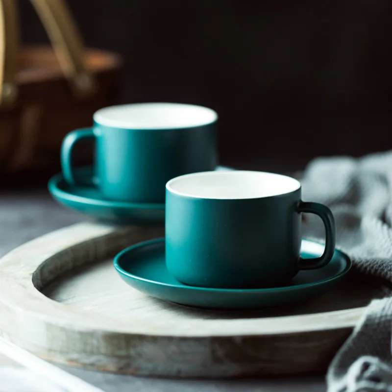 

Tea Cup Set Portable Coffee Mug Saucers Ceramic Cute Latte Mug Office Women Water Cups Porcelain Tazas Cafe Travel Mugs AC50BD