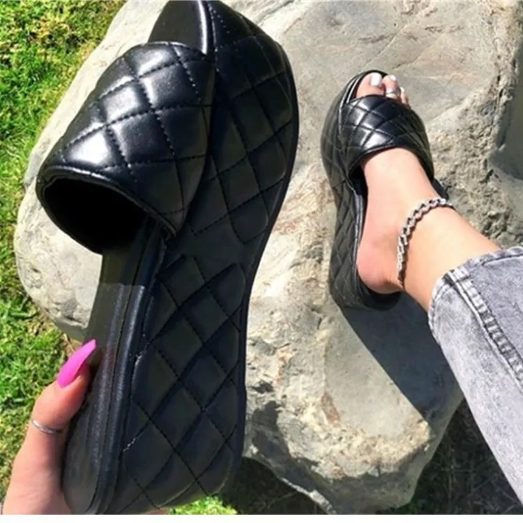 

2021 Summer Women Modern Slippers Thick Platform Wedges Heel Pu Solid Plaid Sexy Outdoor Slides Luxury Ladies Shoes Plus Size