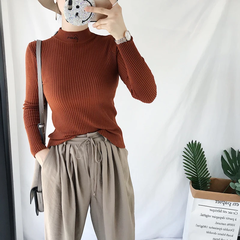 Пуловер женский осенне-зимний вязаный с вышивкой и буквами | Женская одежда