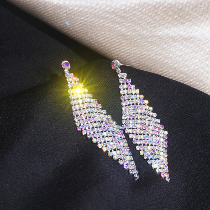 Длинные серьги-подвески с блестящими разноцветными кристаллами для женщин