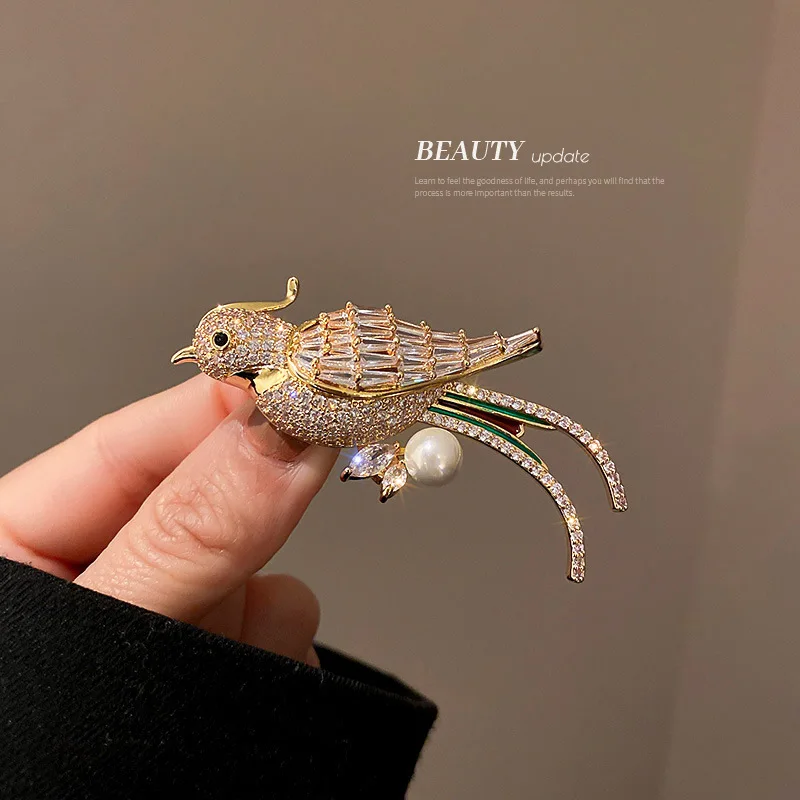 

Famous Brand Design Animal Series Brooch Women Delicate Little Bird Brooches Crystal Pearl Pin Brooch Jewelry Gifts For Girl