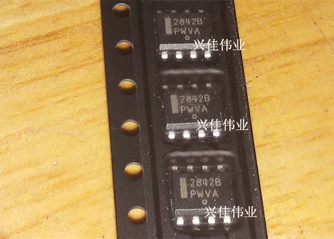 

UC2842 UC2842B SOP-8