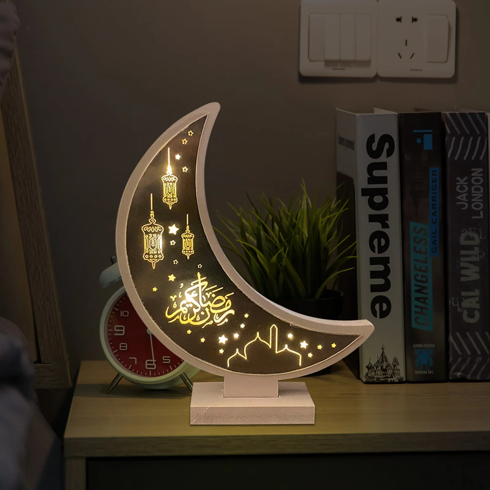 

Wooden Ramadan Mubarak Lights Moon Shaped Muslim Night Lamp Decorative Ornaments for Eid Festival Party Decor Product