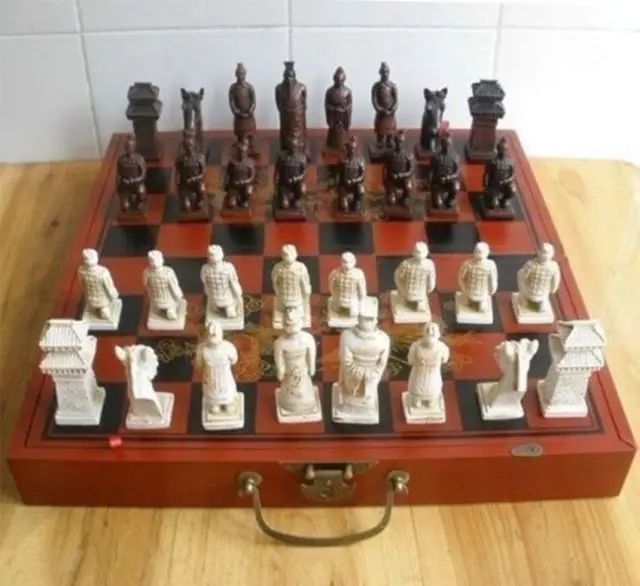 

Chinese Beautiful Mah Chinese Wood Leather box with 32 pieces Chess Set