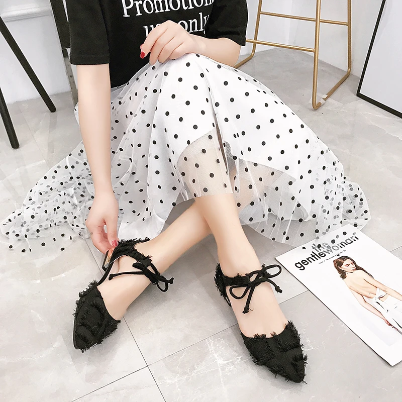 Новые женские туфли на плоской подошве простые балетки лоферы шнуровке