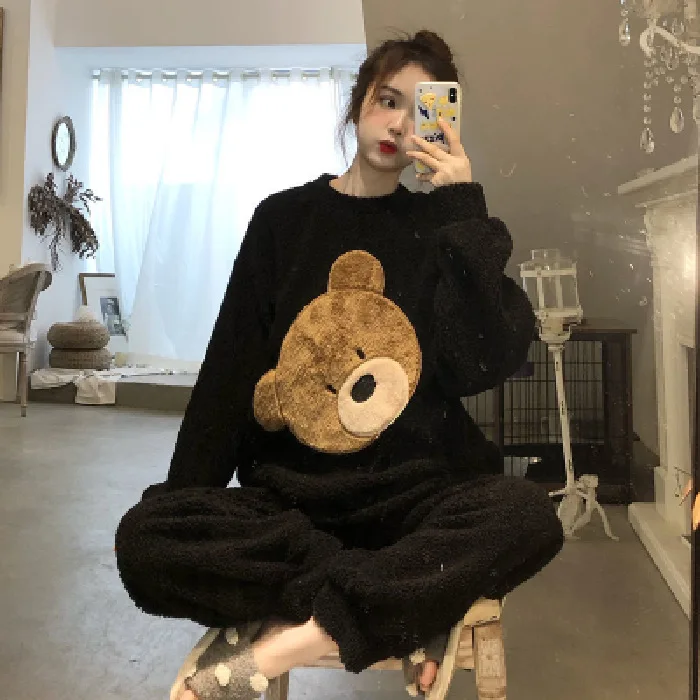 Long-sleeved Pajamas Women's Thickened Flannel Round Neck Suit Loose and Comfortable Cute Cartoon Home Service Pijamas Women