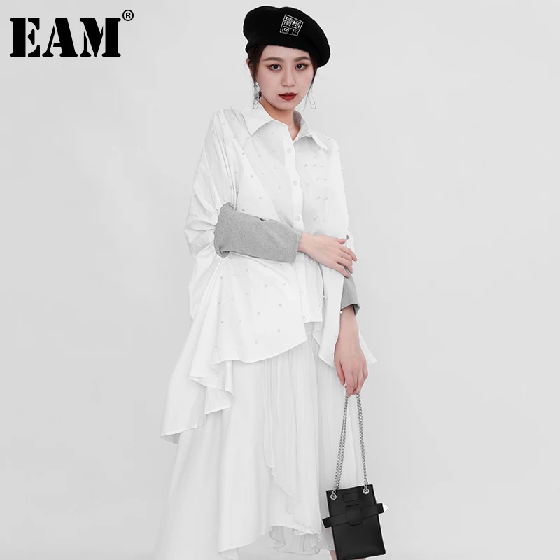 

[EAM] Женская белая Асимметричная блузка большого размера, новая свободная рубашка с отворотом и длинным рукавом, модная демисезонная 2022, ...