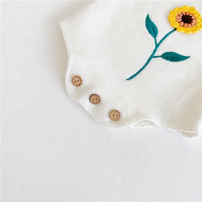 

DFXD Sleeveless Baby Girls Knitted Rompers 2021 Spring Cotton Lovely Sunflower Overalls Jumpsuit Infantil Baby Clothes 3-24Month