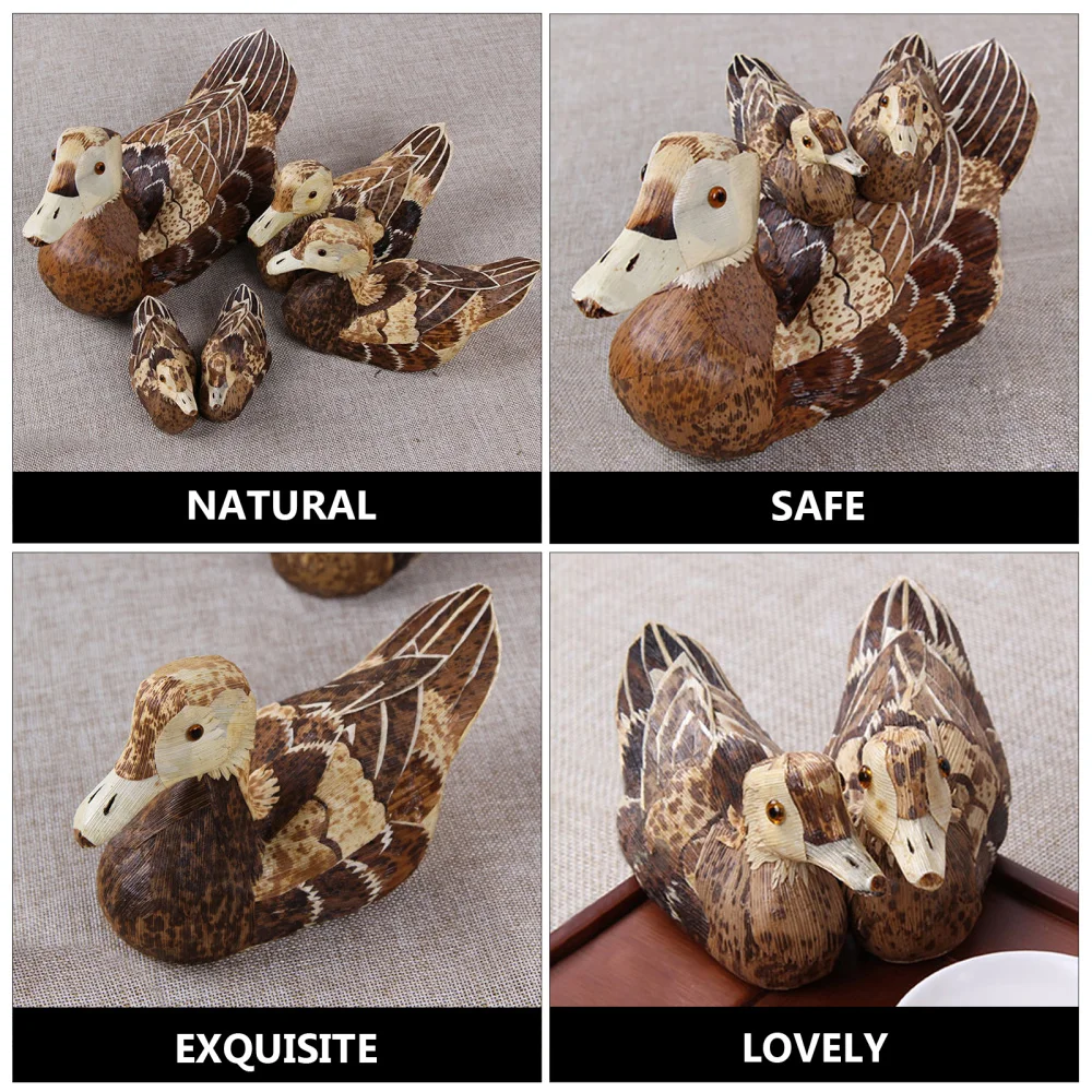 

1Pc Lovely Little Duck Adornment Woven Bamboo Leaves Decoration