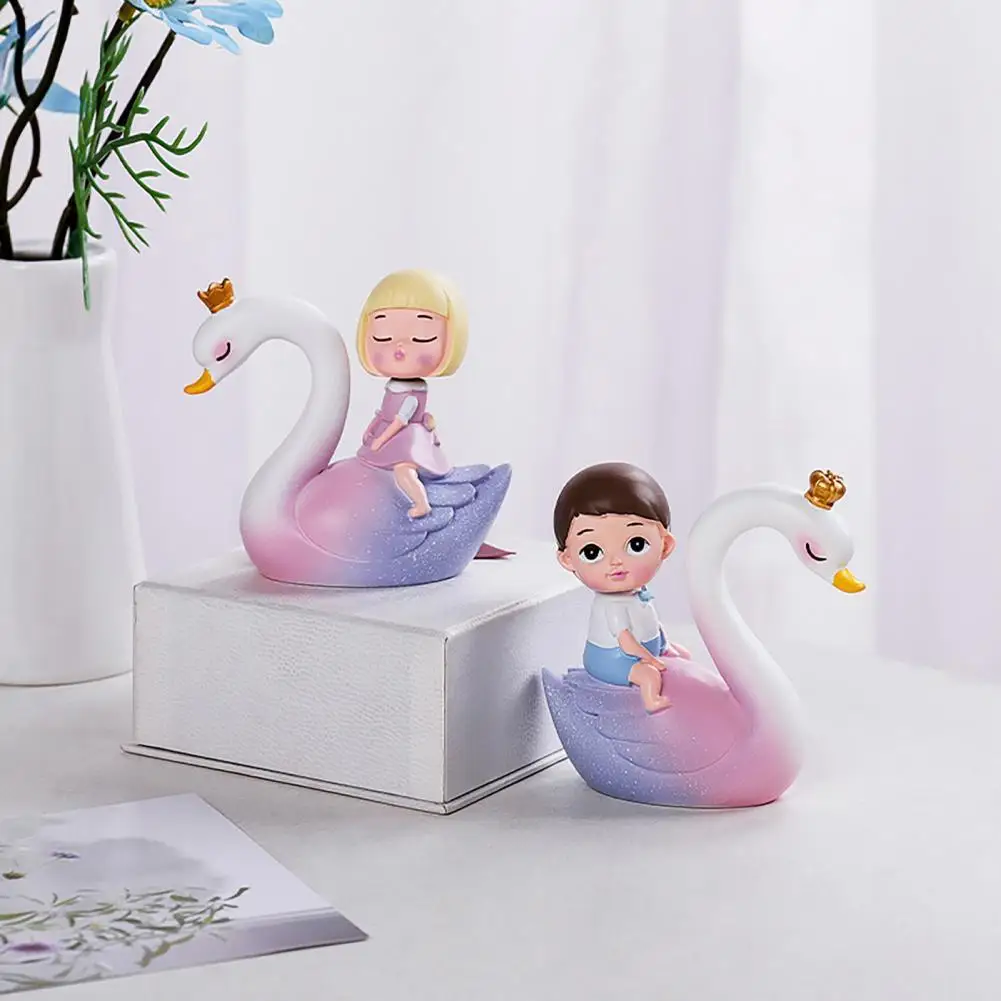 

Long Lasting Compact Resin Swan Sculpture Ornament with Kid Statue for Dessert