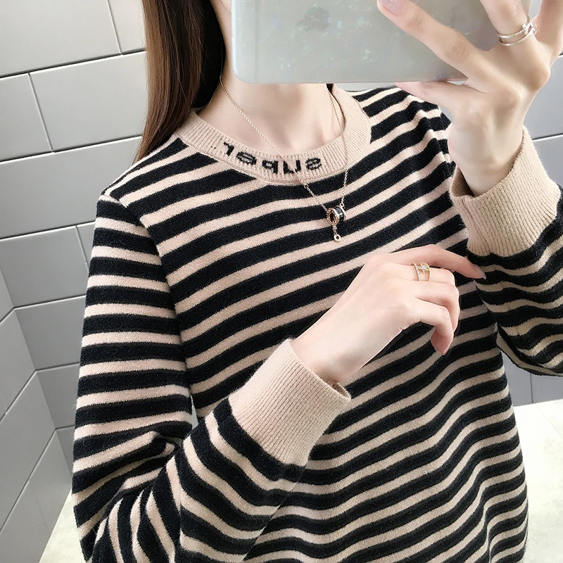 

1091739 New Korean version new striped sweater 39