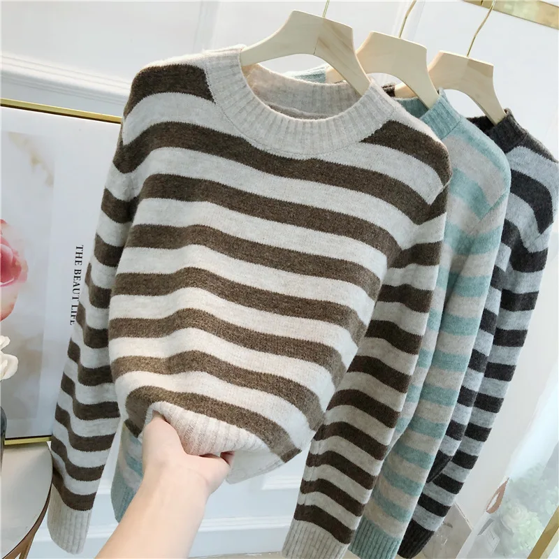 Свитер женский осенне-зимний в полоску с длинным рукавом круглым вырезом 4 цвета -