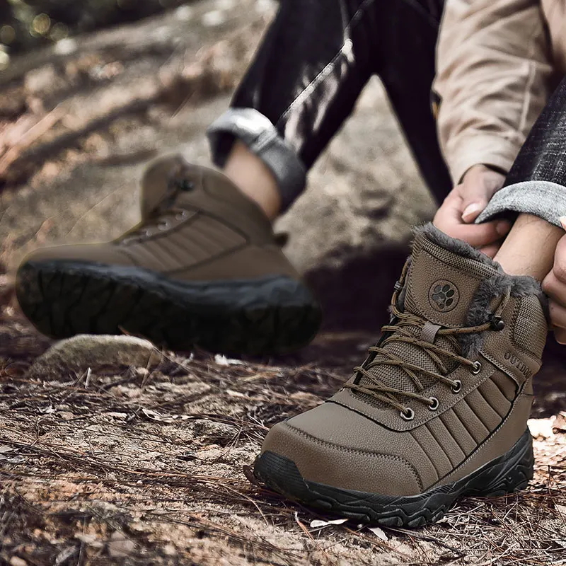 

Leather Shoes Men plush warm Winter Boots with fur outdoor snow boots Winter fashion Mens Ankle Boots Leather Male Footwear