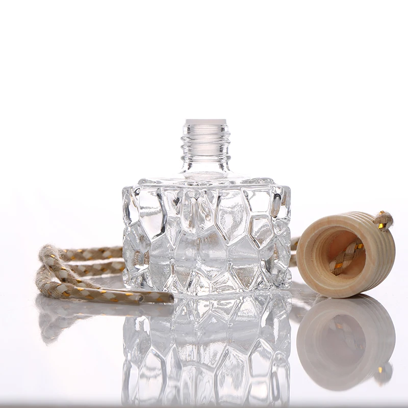 

1Pc Car 10ml Square Hanging Empty Glass Perfume Bottles Pendant Car Ornament