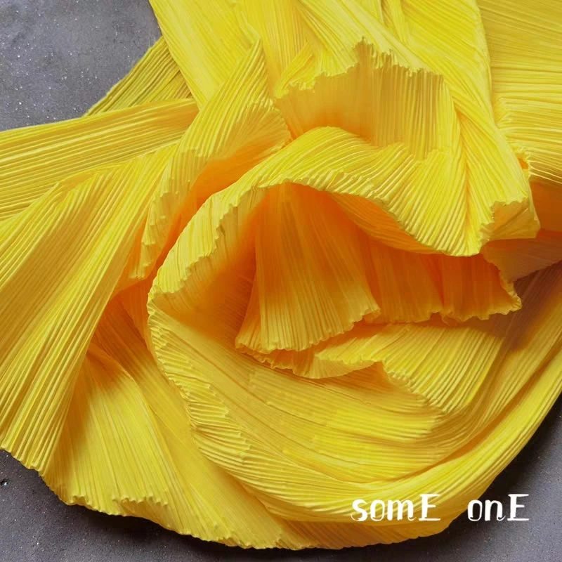 

Stiff Pleated Fabric Yellow Miyake Folds DIY Art Painting Wedding Decor Patchwork Pants Skirts Dress Clothes Designer Fabric