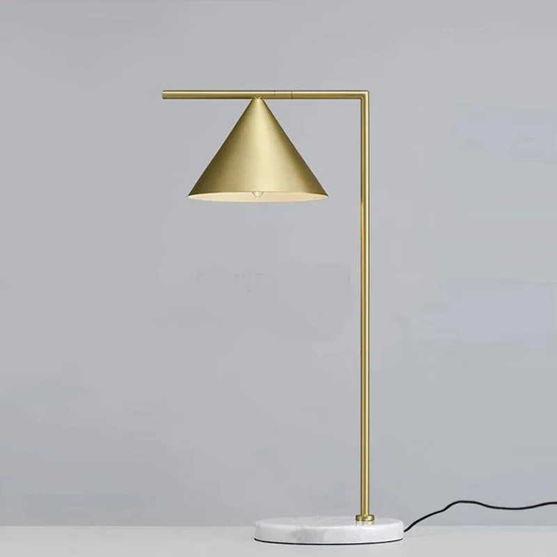 Американская Простая Офисная дизайнерская металлическая настольная лампа для