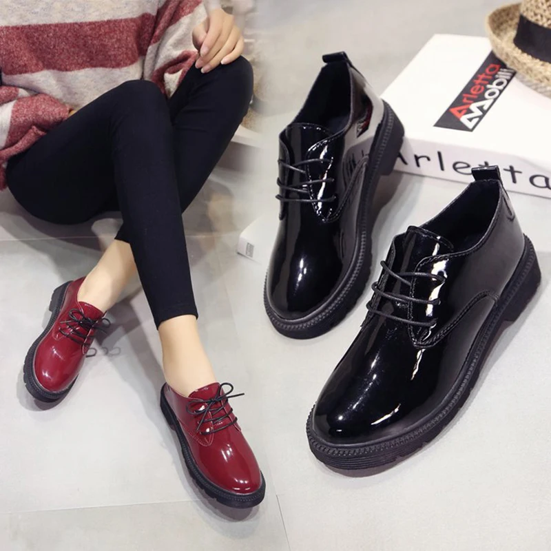 Броги женские с перекрестной шнуровкой кожаные туфли на плоской подошве в