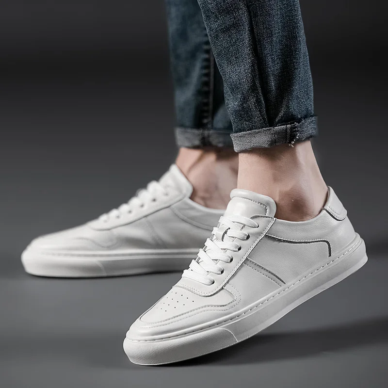 Мужская повседневная обувь из натуральной кожи черные и белые дышащие уличные