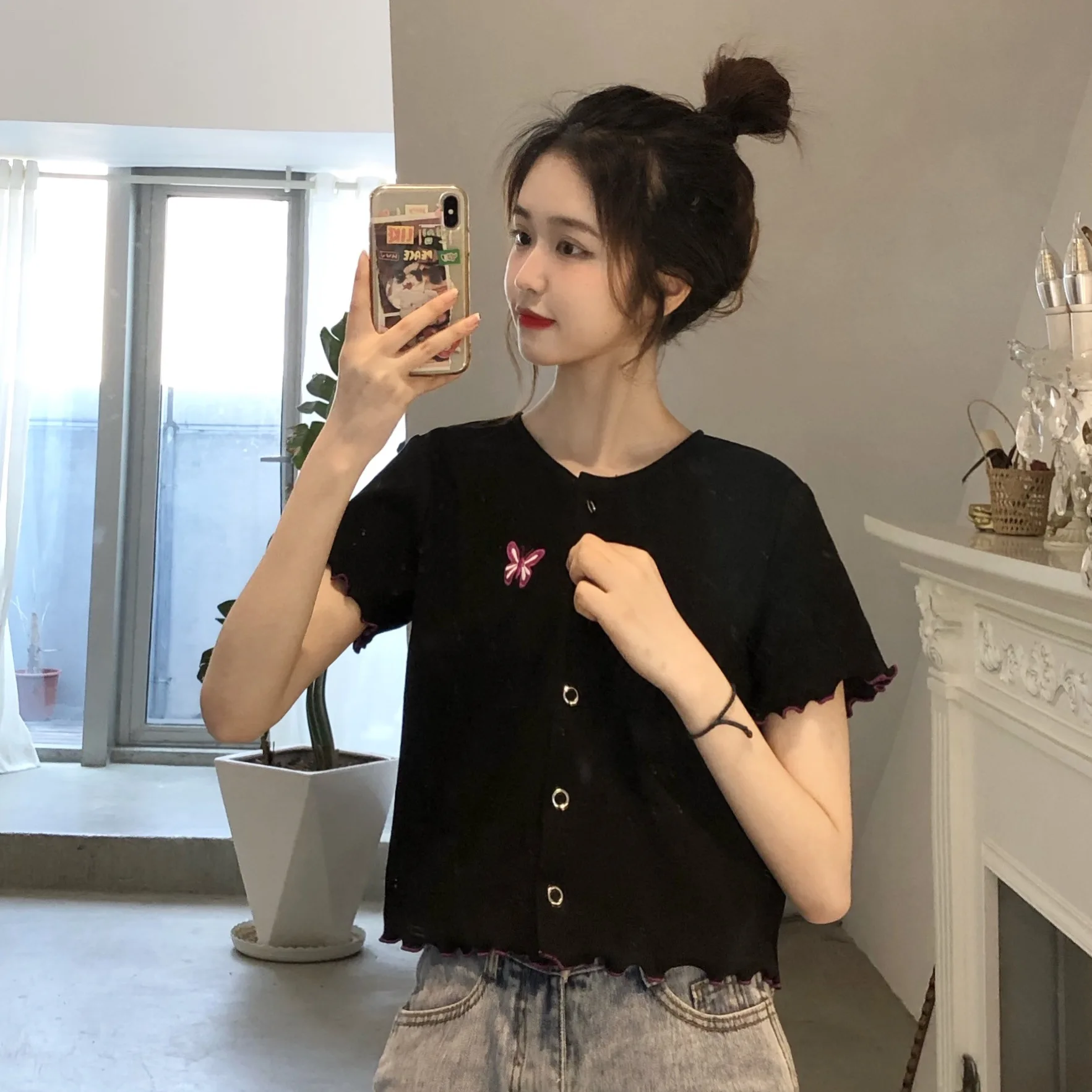 

2021 Summer New Embroidery Short Top Women Korean Version Slim Short Sleeve Knitted Cardigan T-shirts Female Tee Shirt