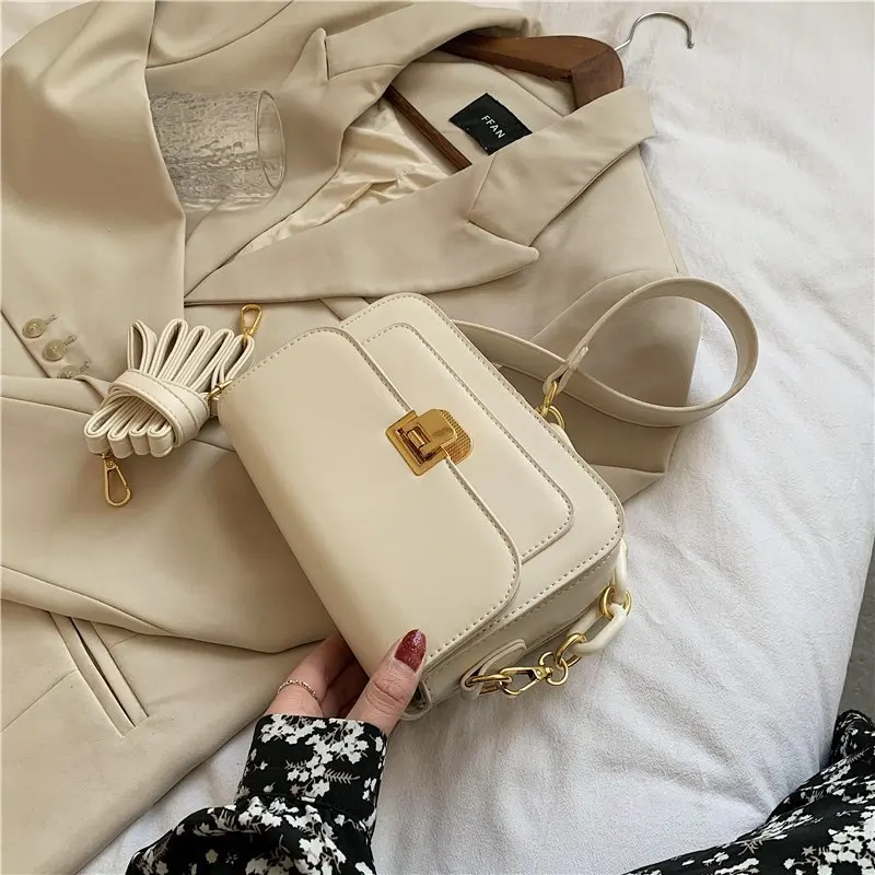 

Small Fragrance Chain Small Bag Female 2021 New Trendy Female Bag Wild Texture Popular Niche Shoulder Bag Fashion Classic