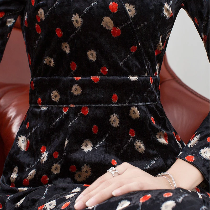 

Spring Elegant Print Velvet Party Dress Women Plus Size 4XL V-Neck Long Sleeve A-Line Dress Mom's Fall Fashion Black Maxi Dress