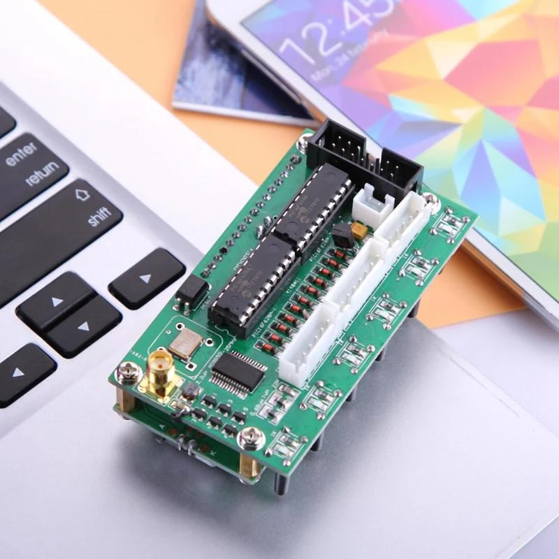 

DC 8V-9V AD9850 6 Bands 0-55MHz Frequency LCD DDS Signal Generator Digital Module Signal Generators