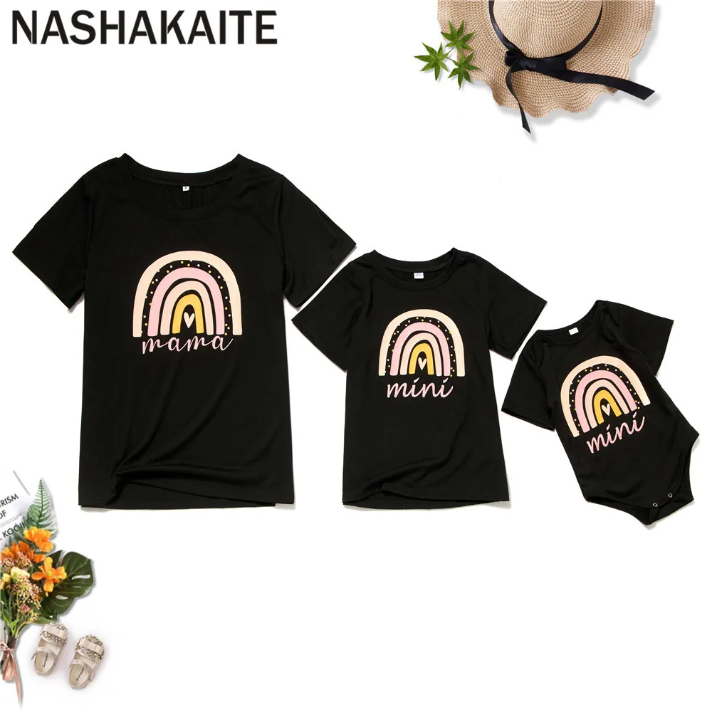 NASHAKAITE/Одинаковая одежда для мамы и дочки семейная футболка с надписью mini принтом