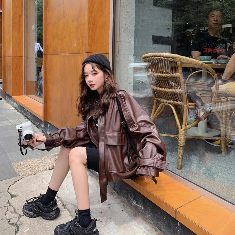 Женская короткая мотоциклетная куртка из ПУ кожи нестандартная кожаная большого