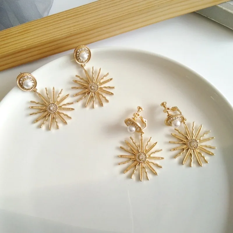 Европейские и американские креативные серьги клипсы с металлической текстурой