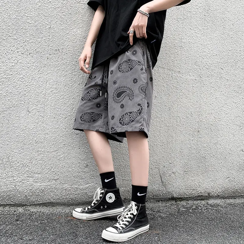 

Shorts Summer Men's Streetwear Printed Cashew Flower Five-point Pants Sports Loose Short Pants Casual Straight Beach Pants Trend