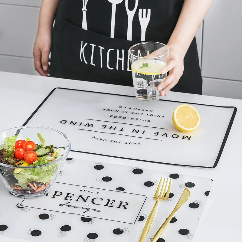 

30pcs Greaseproof proof,transparent,heat-insulating mat,soft,washable,dot printed, waterproof mat for Western food