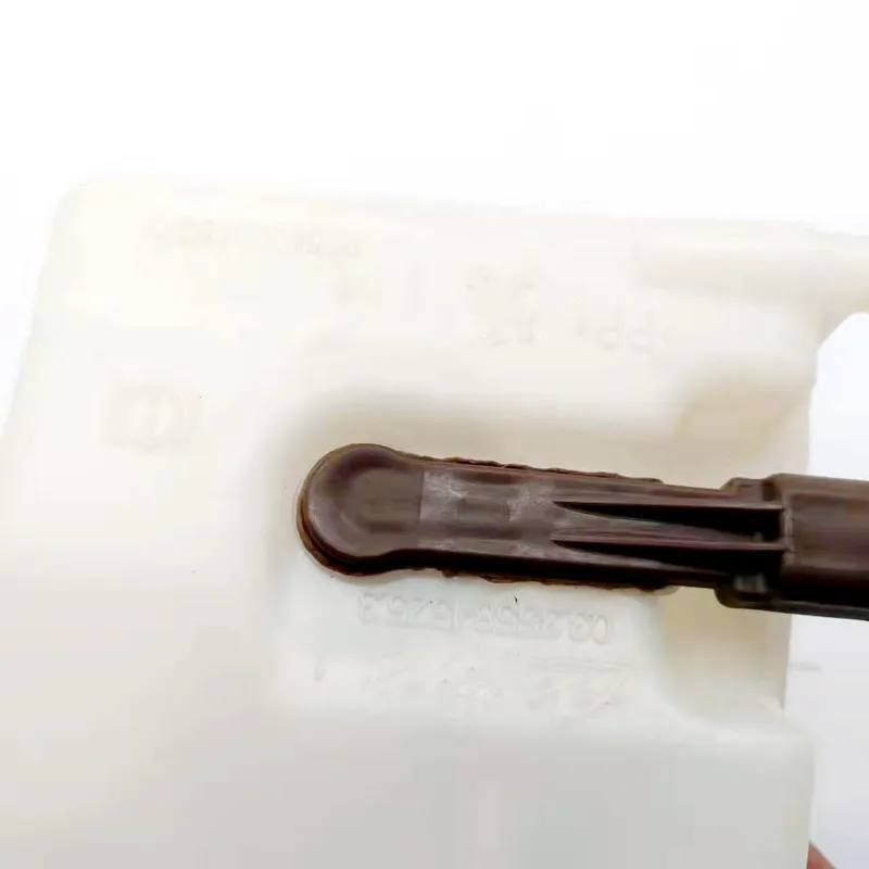 Подходит для Peugeot 3008 5008 Citroen DS5 C4 Picasso поколение бак тормозной жидкости 4635C 2