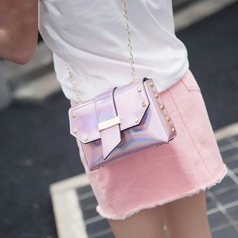 

Brand Designer Summer Female Bag Women's Patent Leather Laser Shoulder Bag New Simple Rivet Chain Small Square Bag Sac A Main