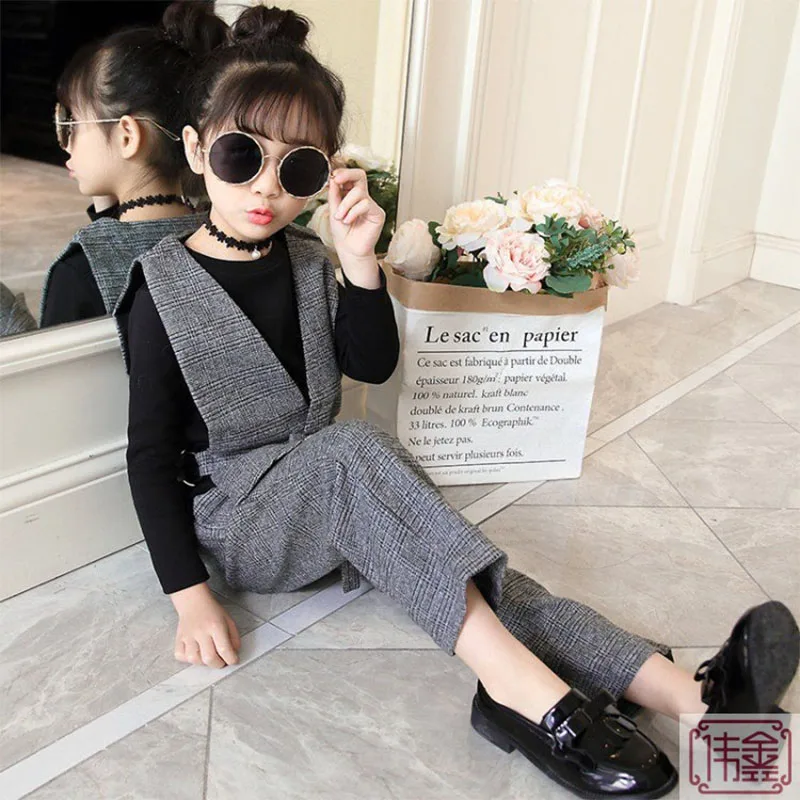 Комплект одежды для подростков девочек на осень и зиму утепленная футболка жилет