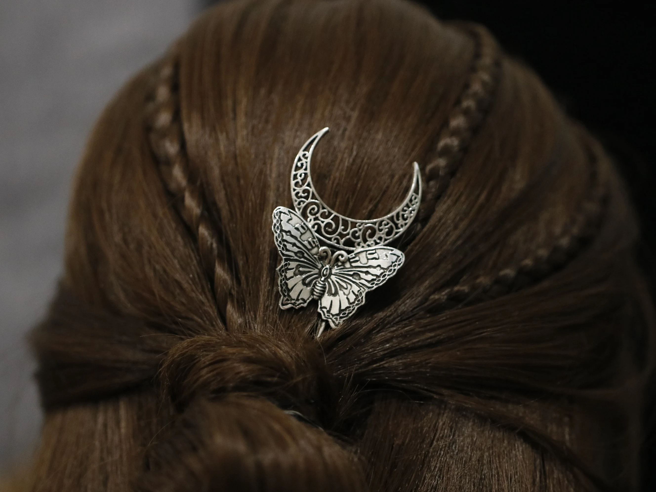 Аксессуары Wicca Шпилька для волос с изображением смерти и моли трехфазная луна