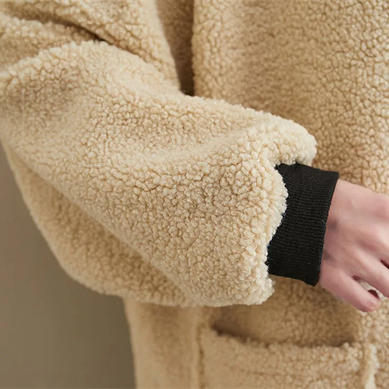 

Johnature New Winter Large Size Women Lambswool Hoodies 2021 Casual Loose O-neck Pockets 3 Colors Female Sweatshirts