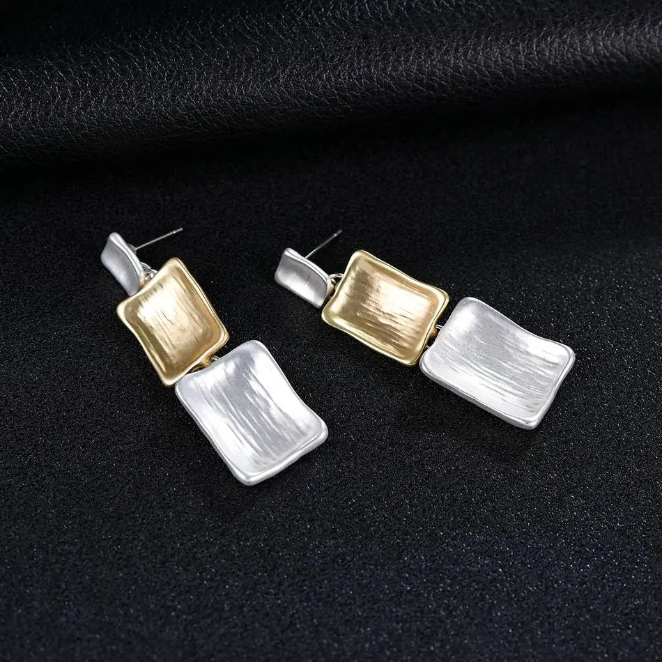 Женские трендовые серьги Match Right золотого цвета геометрические эффектные длинные