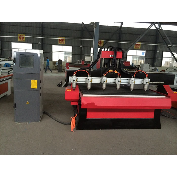 Станок с ЧПУ шестью головками и 4 осями фрезерный станок несколькими для