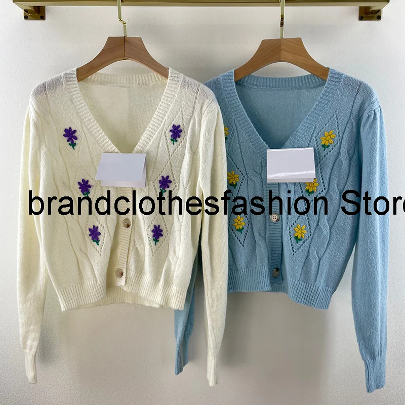 

Handmade Flowers Trim Fashion Wool Blend Knit Loose Cardigan Women High Quality Argyle Hollow Out Sweater Coat 2021 New Autumn