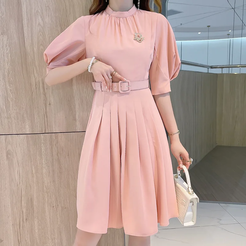 

2021 summer new French simple small fragrance temperament round neck middle sleeve waist tuck dress women's 212003