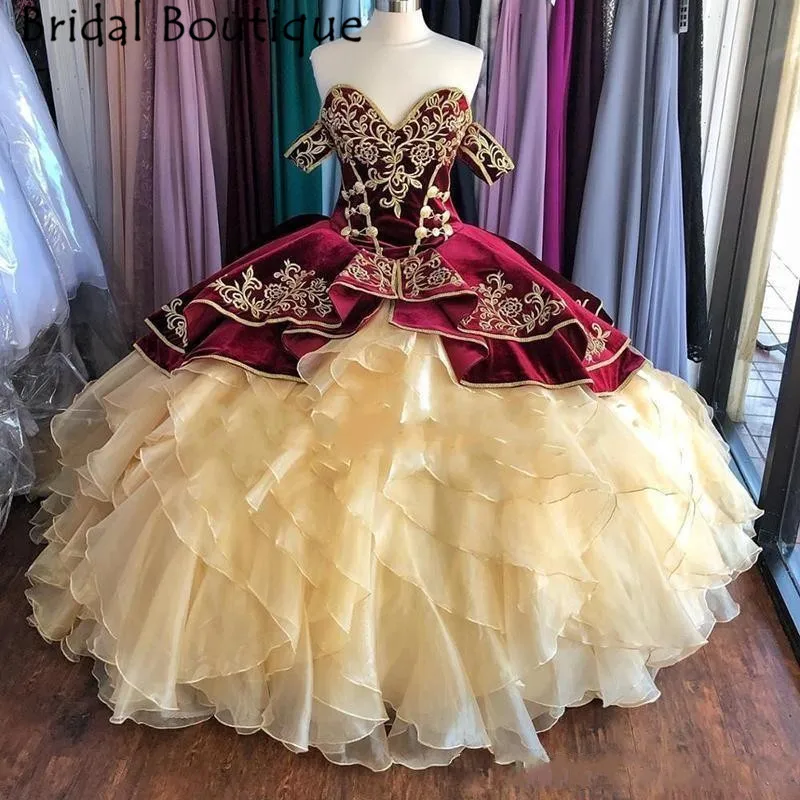 

Luxury Embroidery Quinceanera Dresses 2022 Velvet Puffy Ruffle Sweet 16 Dress Birthday Party Vestidos De 15 Años Mexican Lace-Up