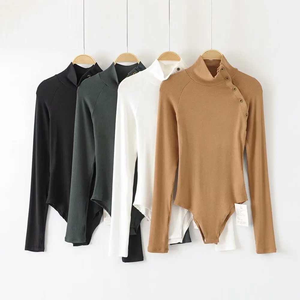 

Однобортный облегающий боди с высоким воротником и длинным рукавом