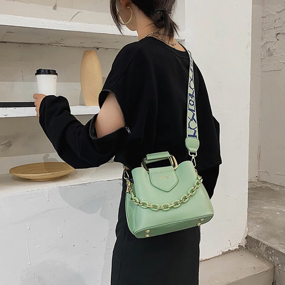 

Women's Crossbody Bags Newest Designer Chain Messenger Bags Ladies Travel Handbag Bags Female PU Leather Totes Shoulder Bag 2021