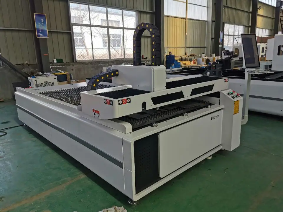 Машина для лазерной резки с двумя головками 1325 волоконный лазерный резак 500 Вт |