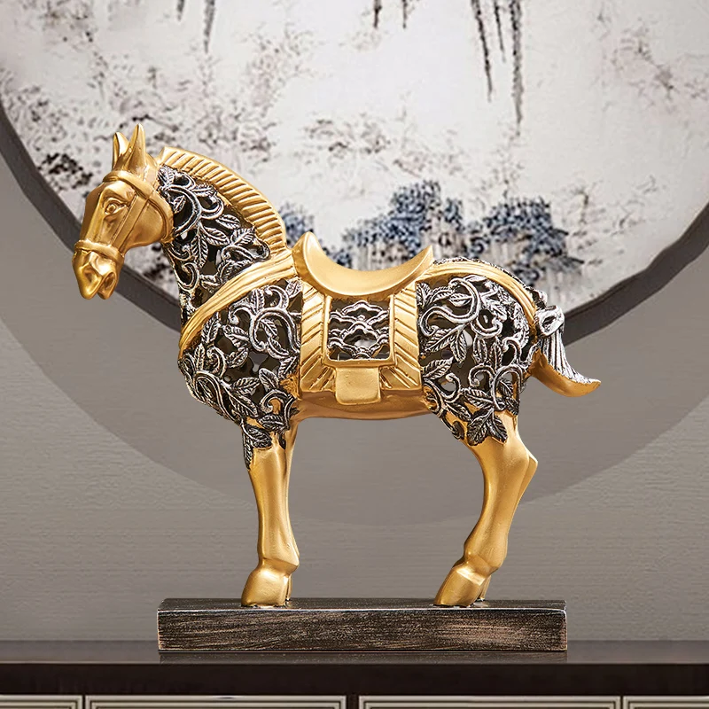 

Resin Golden Horse Antique Statue Decoration Animal Sculpture Modern Art Horse Figurine Miniature Home Decoration Accessories