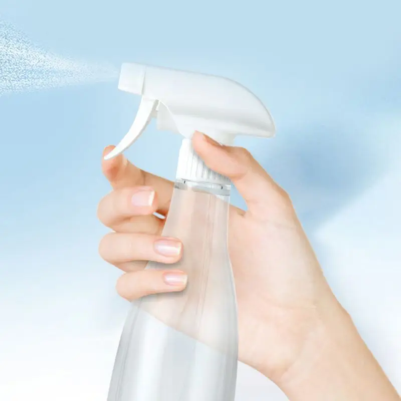 

Rechargeable 350ml Germicidal Deodorizing Cleaner Generator with Trigger Spray