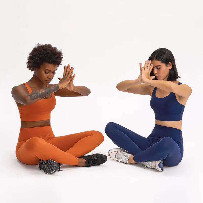 NWT Naked Feel спортивный бюстгальтер для занятий спортом новинка стильный дышащий