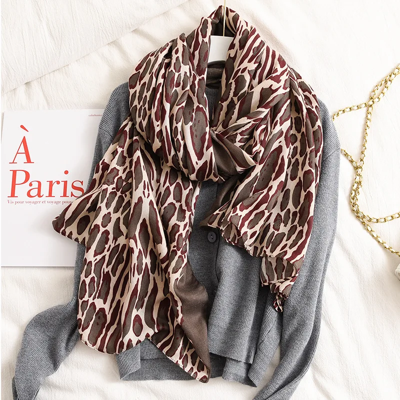 

Luxury Women Brand Cotton Scarf Large Shawls Pashmina Hijab Foulard Echarpe Design Print Lady Beach Stole Head Scarves